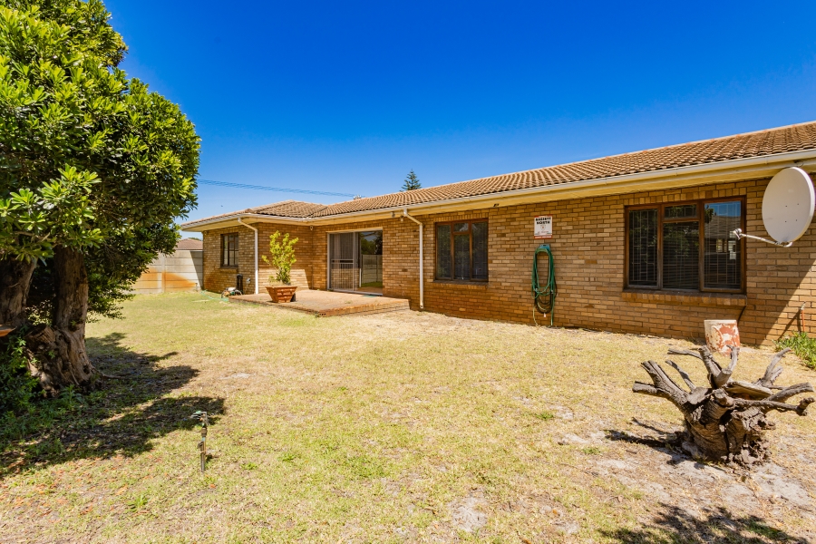 3 Bedroom Property for Sale in Soneike Western Cape